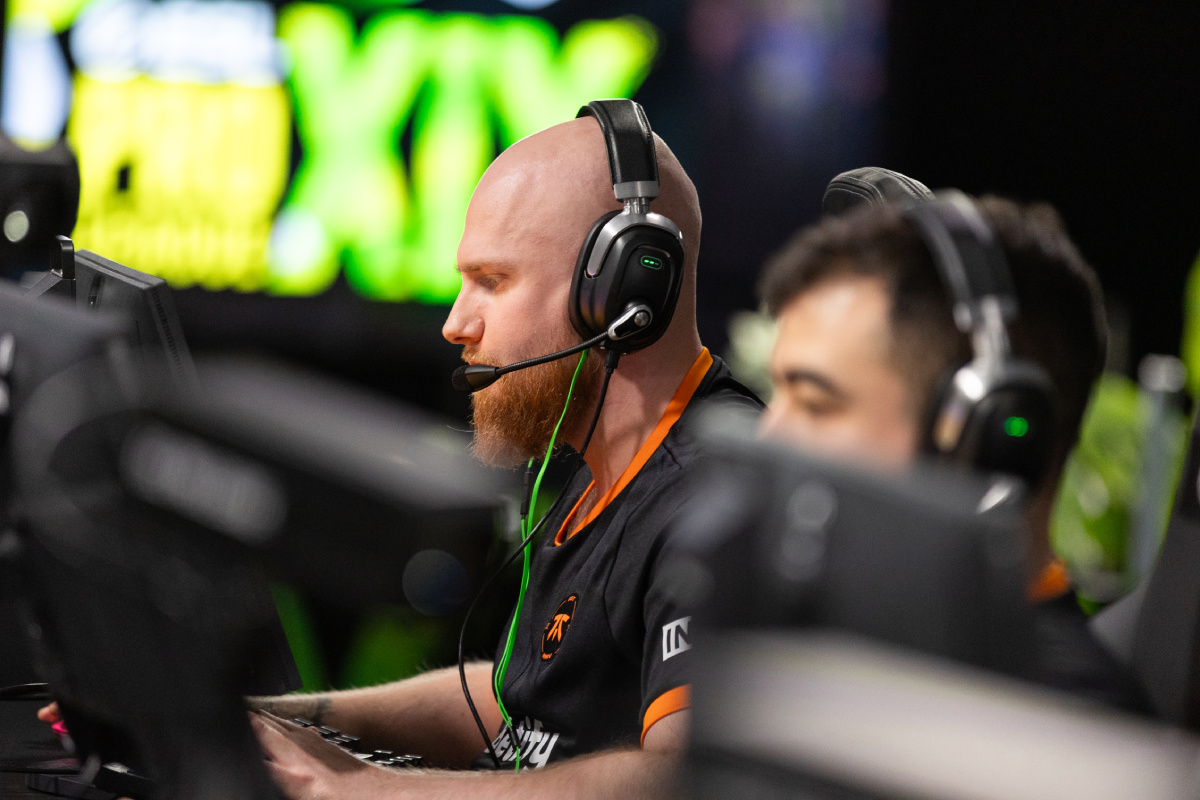 Chuyển nhượng CS2 hậu Cologne: KRIMZ rời Fnatic, tái hợp JW ở EYEBALLERS